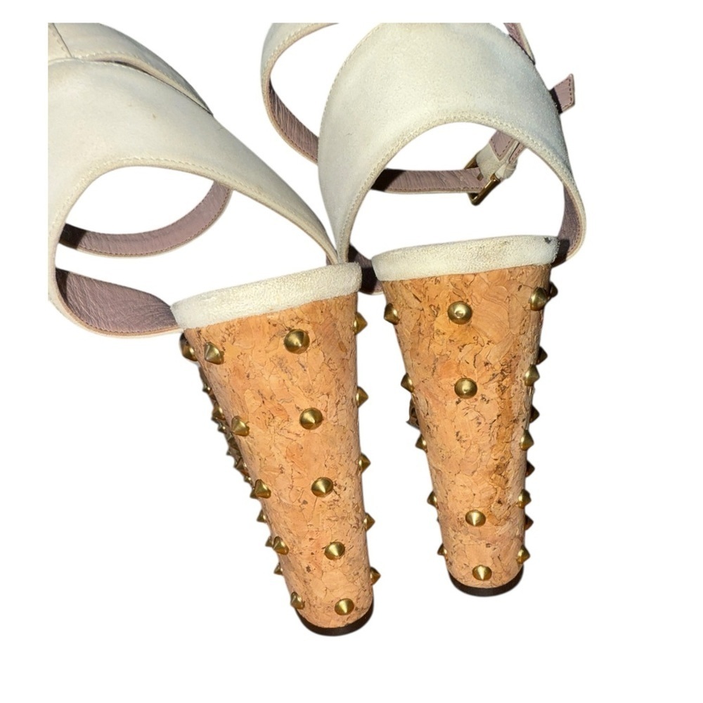 ▶️ Gucci ◀️ Liliane Suede Cork Cream and Gold Studded Sandals. Size 38 - Picture 6 of 16